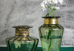 چطور به شکلی جذاب گلدان شیشه ای را به کار ببریم؟